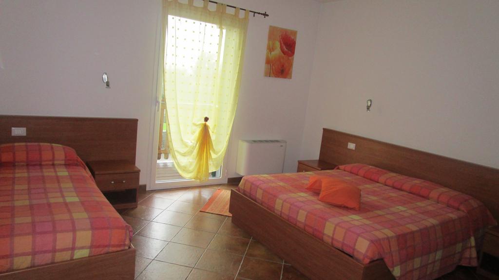 Hotel Al Castello Artegna Camera foto
